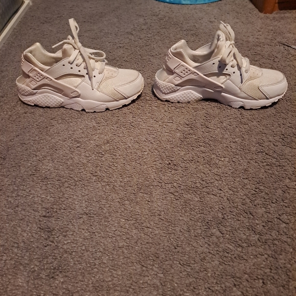 Nike huaraches shoes - Picture 3 of 4